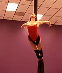 Silk Aerialist Dee Dee