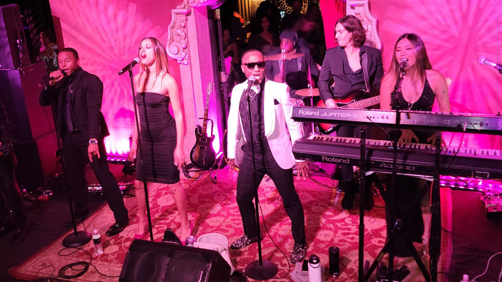 Liquid Blue Chicago Corporate Band