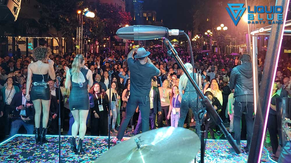 Liquid Blue Cover Band Live Performance